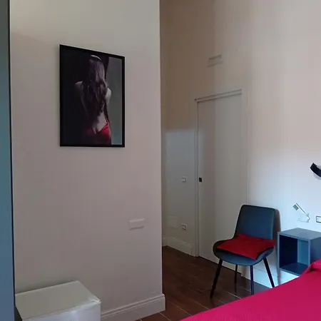 Nelle Favole, E Prázdninový dům